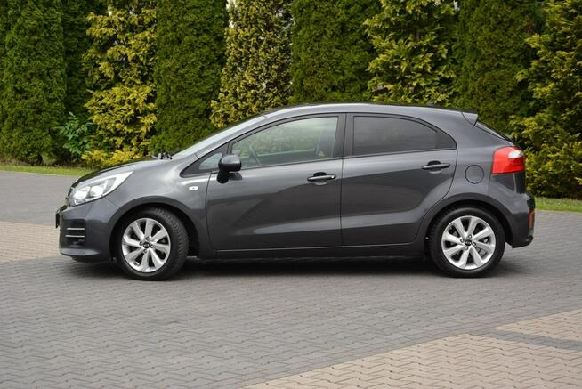 Kia Rio Klimatronic Grzane fotele Grzana kierownica Parktronic z Niemiec