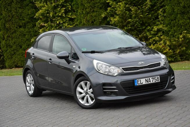 Kia Rio Klimatronic Grzane fotele Grzana kierownica Parktronic z Niemiec