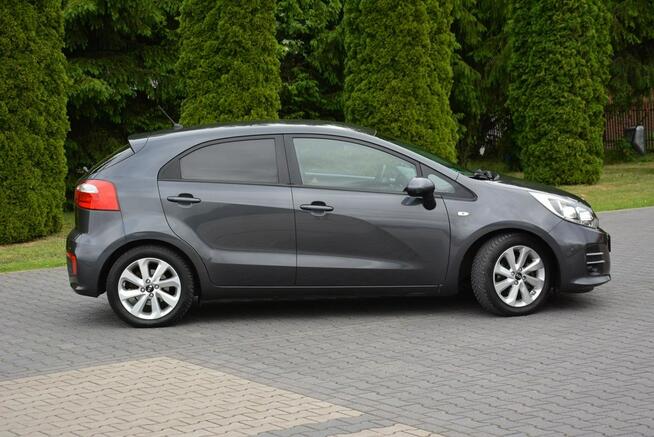 Kia Rio Klimatronic Grzane fotele Grzana kierownica Parktronic z Niemiec