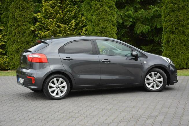 Kia Rio Klimatronic Grzane fotele Grzana kierownica Parktronic z Niemiec