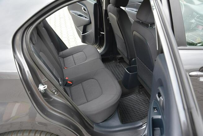Kia Rio Klimatronic Grzane fotele Grzana kierownica Parktronic z Niemiec