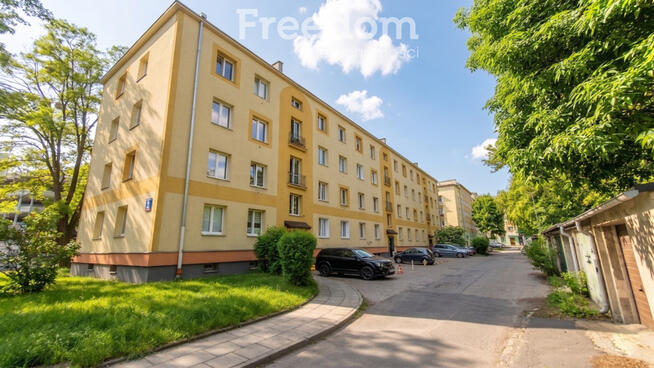 Funkcjonalna kawalerka blisko uczelni