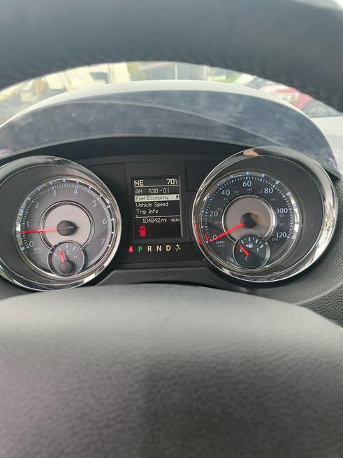 Chrysler Town & Country Cross Country Limited