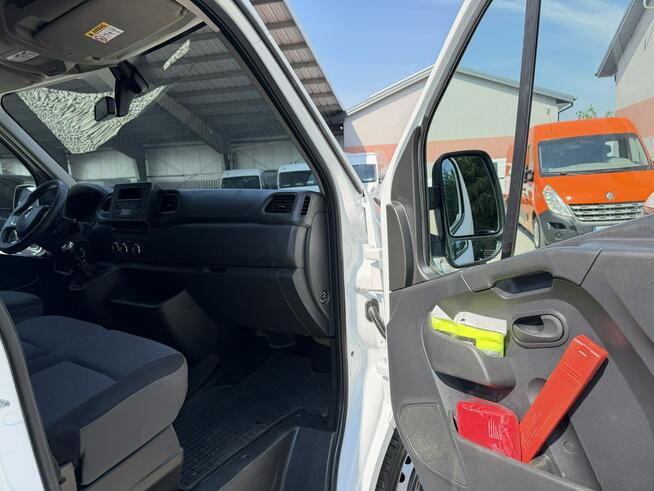 Renault Master średniak L2H2 blaszak 3-osobowy pełna opcja serwis lift