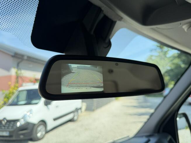 Renault Master średniak L2H2 blaszak 3-osobowy pełna opcja serwis lift