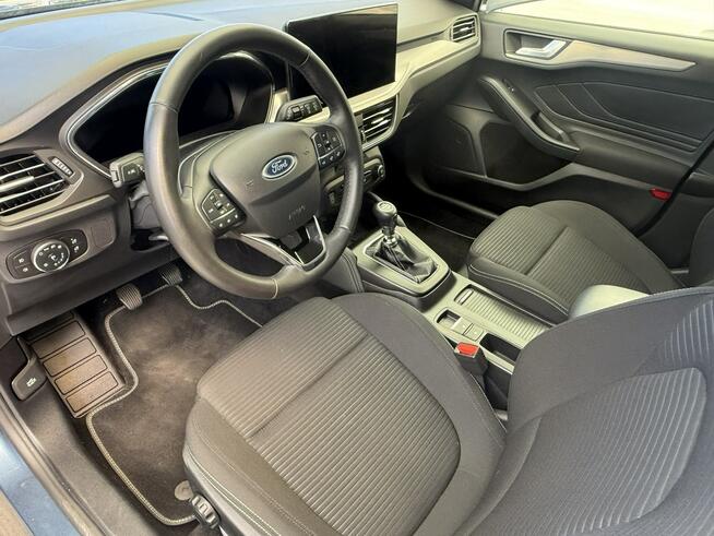 Ford Focus Titanium X 1.0 EcoBoost mHEV 125 KM