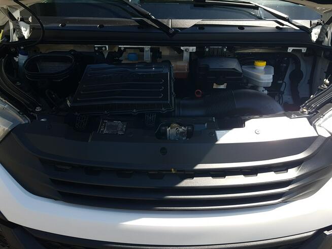 Iveco Daily 70C18 V H KONTENER ROLETY BOK DO TRANSPORTU WODY 3,23x2,21x1,86