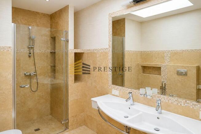 Apartament z basenem i fitness