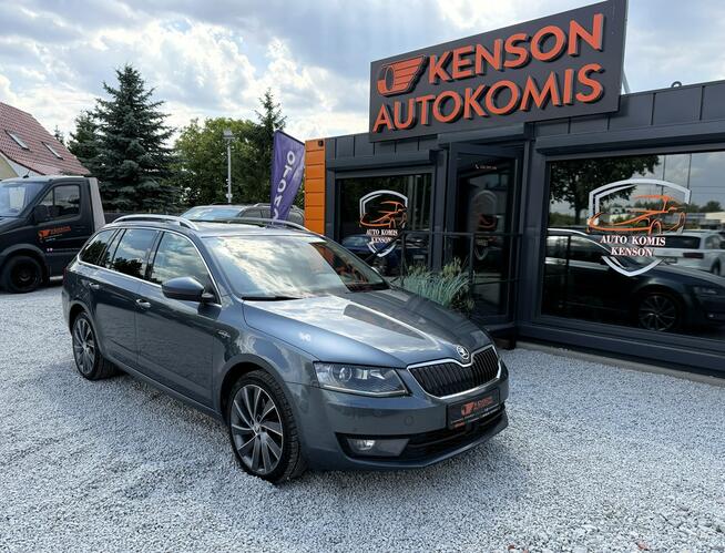 Škoda Superb 4x4, Laurin&Klement, Panorama dach, Nawigacja Czujniki parkowania, LED