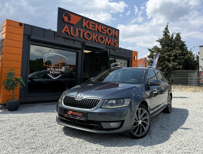 Škoda Superb 4x4, Laurin&Klement, Panorama dach, Nawigacja Czujniki parkowania, LED