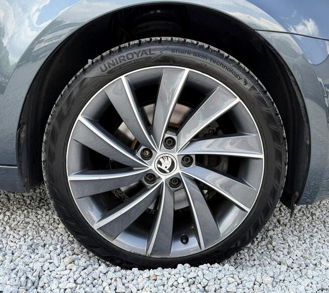 Škoda Superb 4x4, Laurin&Klement, Panorama dach, Nawigacja Czujniki parkowania, LED
