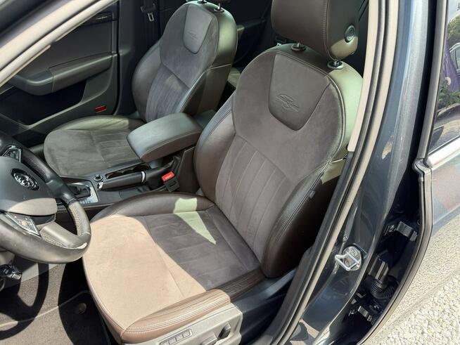 Škoda Superb 4x4, Laurin&Klement, Panorama dach, Nawigacja Czujniki parkowania, LED