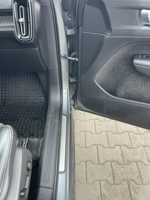 Volvo XC 40 R design T5 AWD HAK Skóra Kamera Pamięć Panorama Virtual