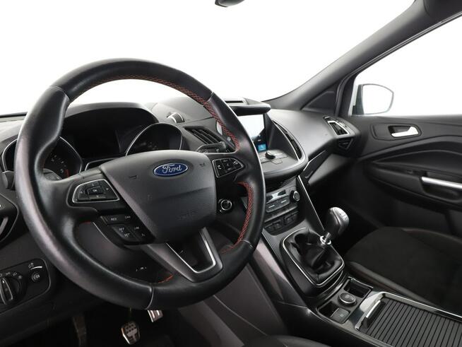 Ford Kuga ST-Line AWD navi kamera grzane fotele bixenon hak