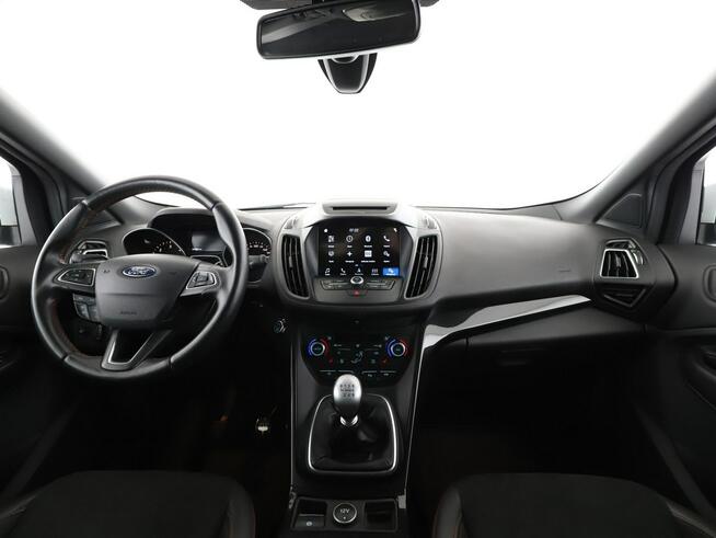 Ford Kuga ST-Line AWD navi kamera grzane fotele bixenon hak