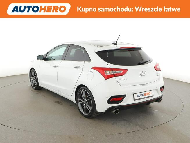 Hyundai i30 186KM panorama navi kamera grzane fotele tempomat ks. serwisowa