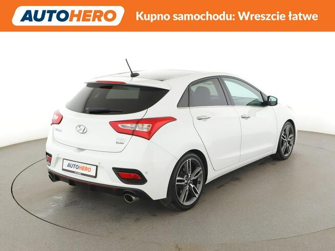 Hyundai i30 186KM panorama navi kamera grzane fotele tempomat ks. serwisowa