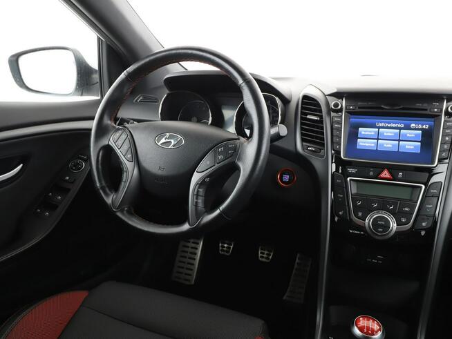 Hyundai i30 186KM panorama navi kamera grzane fotele tempomat ks. serwisowa