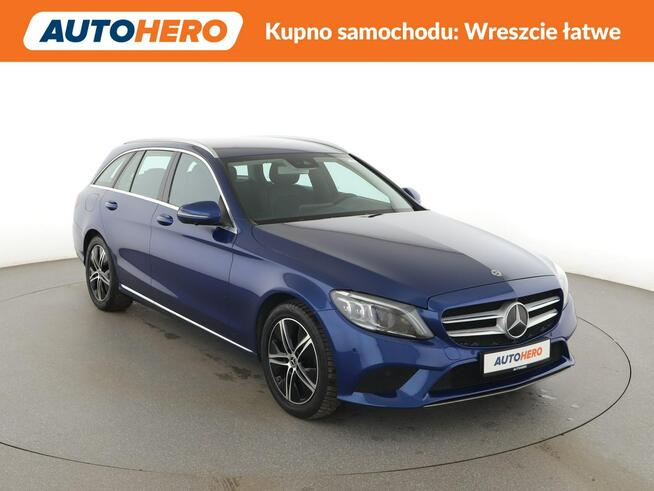 Mercedes C 200 led, automat, avantgarde, fv23, kamera, skóra, grzane fotele, navi