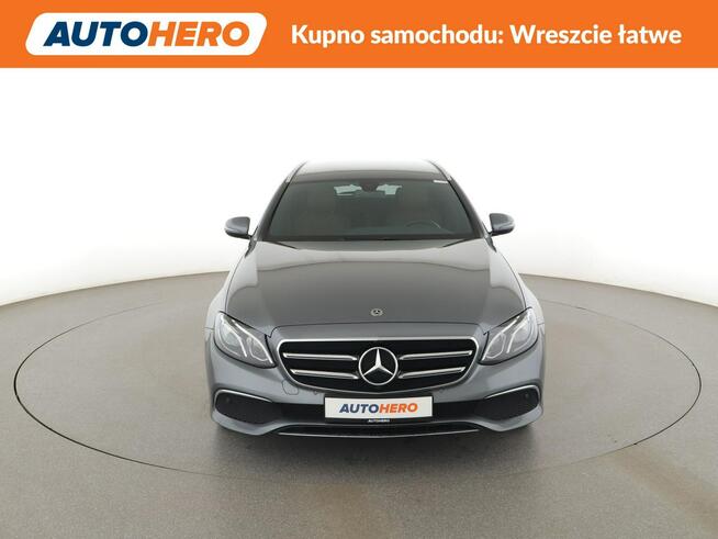Mercedes E 200 E200d Automat Avantgarde Navi Tempomat Grzane Fotele ParkAssist Kamera