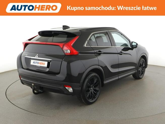 Mitsubishi Eclipse Cross automat klima auto grzane fotele kamera cofania hak