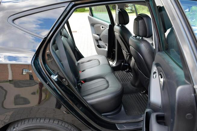 Hyundai ix35 Premium 4WD Skóry Panorama Keyless go Navi Kamera Klimatronic
