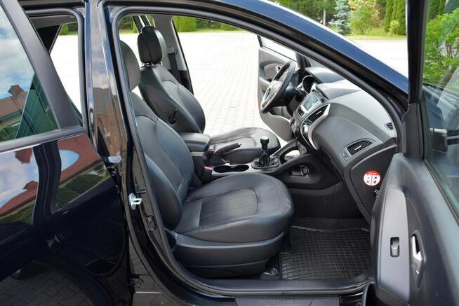 Hyundai ix35 Premium 4WD Skóry Panorama Keyless go Navi Kamera Klimatronic