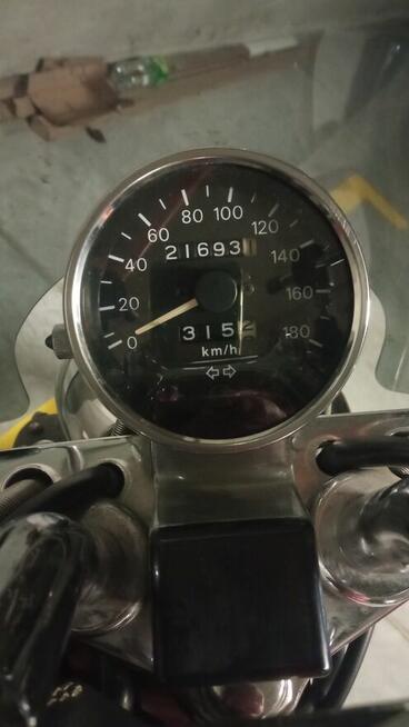 Suzuki Intruder vs 600