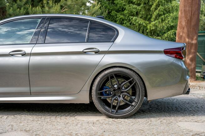 BMW M5 F90 / 4.4 V8 600KM / Harman&Kardon / Concaver / Carbon / Salon PL / FV