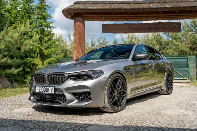 BMW M5 F90 / 4.4 V8 600KM / Harman&Kardon / Concaver / Carbon / Salon PL / FV
