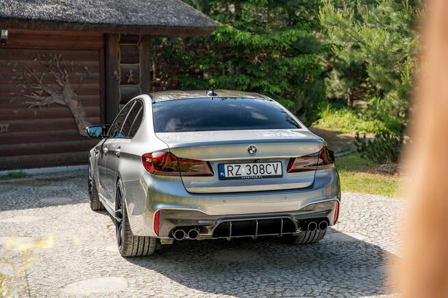 BMW M5 F90 / 4.4 V8 600KM / Harman&Kardon / Concaver / Carbon / Salon PL / FV
