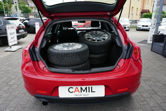 Alfa Romeo Giulietta polski salon, atrakcyjny przebieg