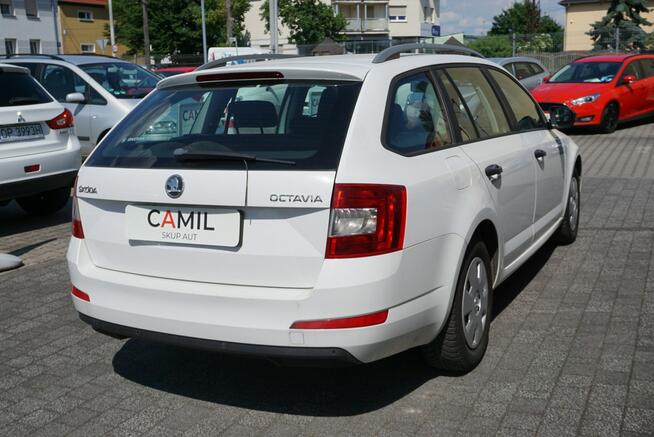 Škoda Octavia polski salon