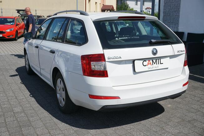 Škoda Octavia polski salon