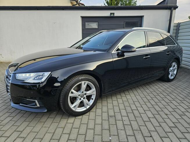 Audi A4 2.0 TDI automat BEZWYPADEK wirtualne zegary SERWIS ASO zadbany BDB STA