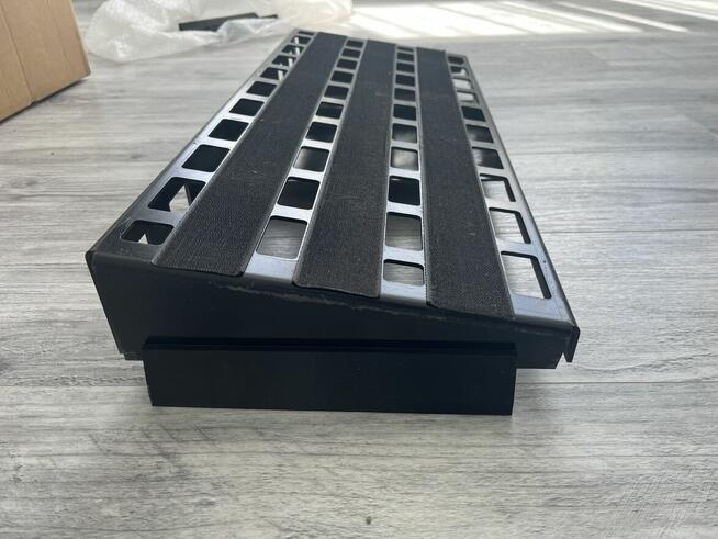 Solidny Pedalboard