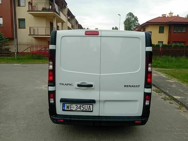 Trafic L2h1 z klimatyzacją salon Polska mały przebieg