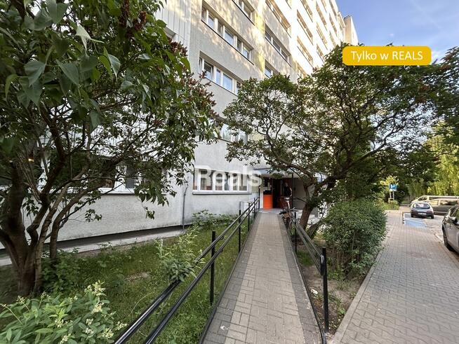 Do wprowadzenia 2 pok. przy metrze Słodowiec.