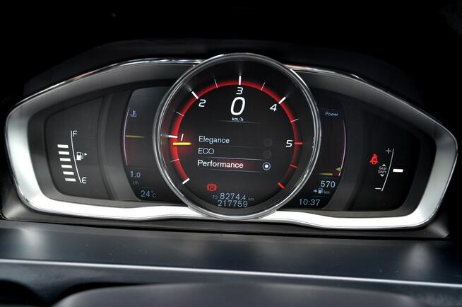 Volvo S60 2.0 D3 Lift Led R-Desing Alkantara Digital Navi FULL OPCJA
