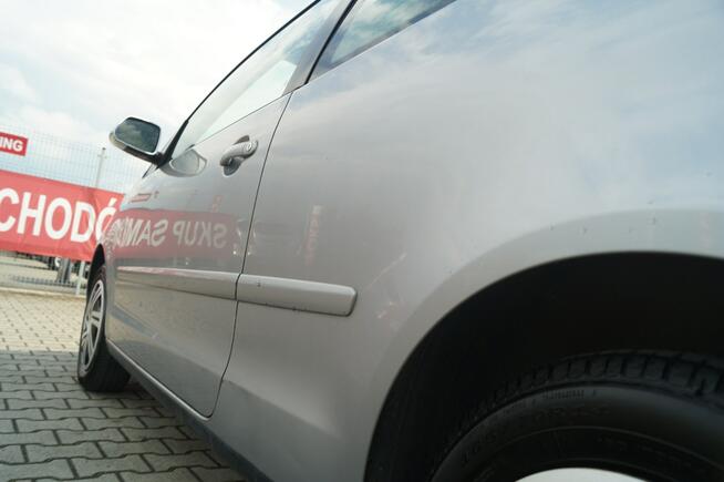 Volkswagen Polo 1,2 55 KM KLIMATYZACJA 4 LATA JEDEN WŁAŚCICIEL SPRAWNY