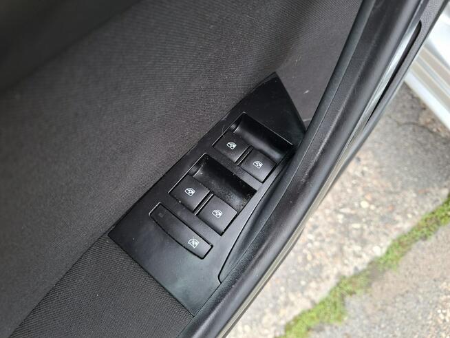 Opel Astra Klimatronic 2-stref, Podgrz. fotele + kierownica, PDC2x, 2 kpl. kół