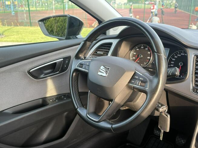 Seat Leon Salon PL * Serwisowany * Oryg. Przebieg * Apple Car P. * Podg. Fotele