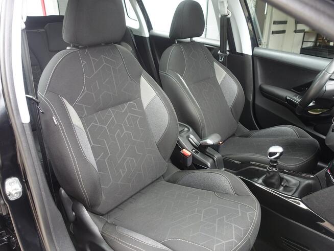 Peugeot 2008 1,2i Panorama Ledy Klimatronik Niski przebieg Opłacony VIP Gwarancja