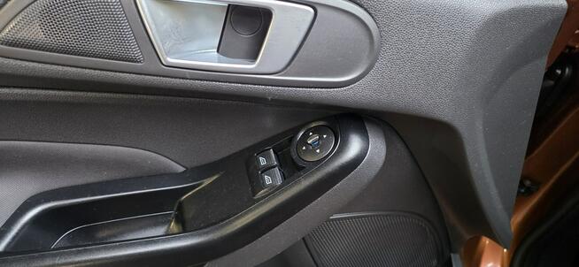 Ford Fiesta ZOBACZ OPIS !! W podanej cenie roczna gwarancja