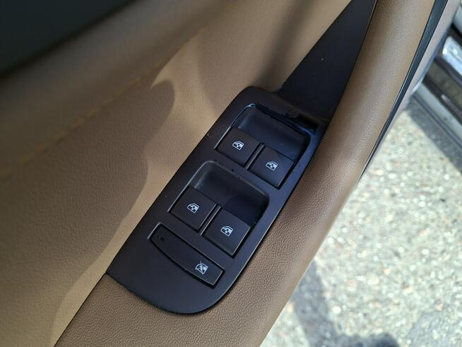 Opel Zafira Klimatronic 2-stref, Podgrz. fotele + kierownica, Hak, 7 osobowy