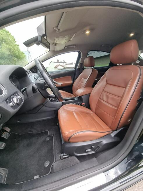 Ford Mondeo Titanium / Brązowe skóry / Super zadbany / 2x kpl. opon / Convers