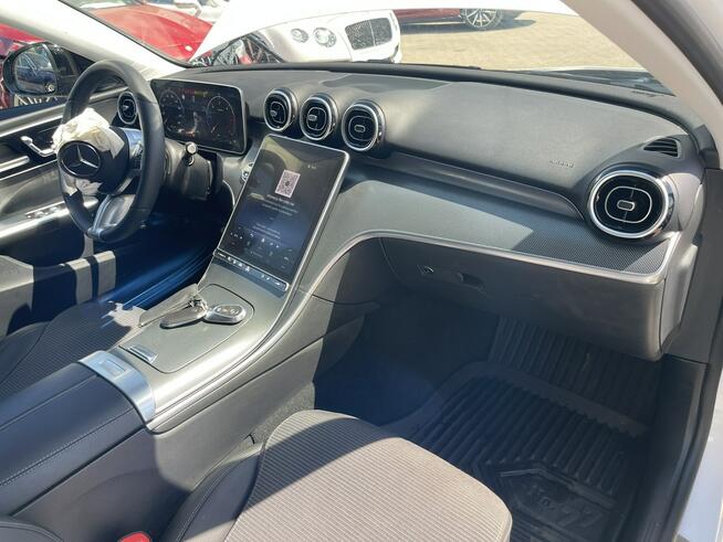 Mercedes C 300 mHEV Pamięć Skóra Kamera Digital LED Podgrzewanie 200KM