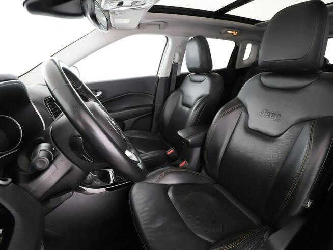 Jeep Compass Limited automat 4x4 skóra panorama PDC grzane fotele ACC