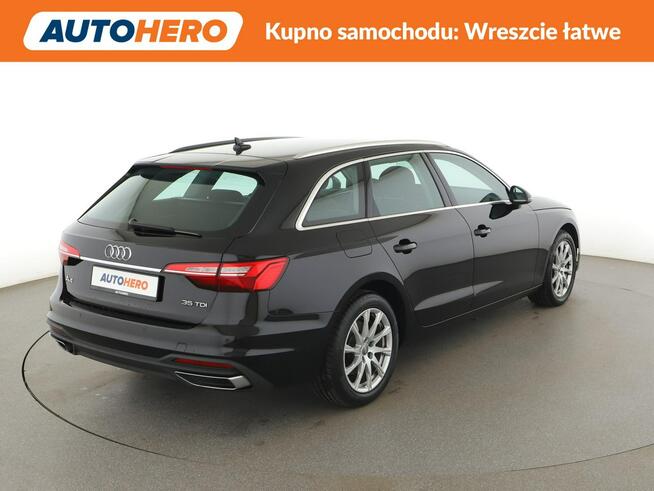 Audi A4 S-tronic niski przebieg mHEV 163KM navi grzane fotele PDC serwisy