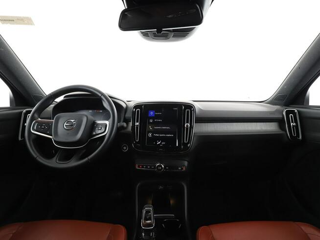 Volvo XC 40 Inscription automat D3 skóra LED kamera tempomat hak